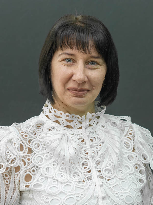 Пивень Оксана Анатольевна.