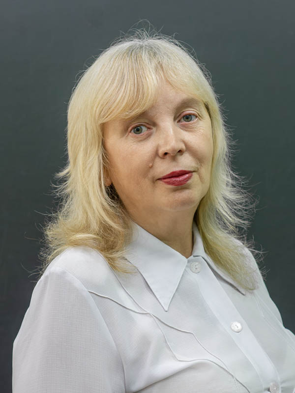 Яковенко Оксана Михайловна.